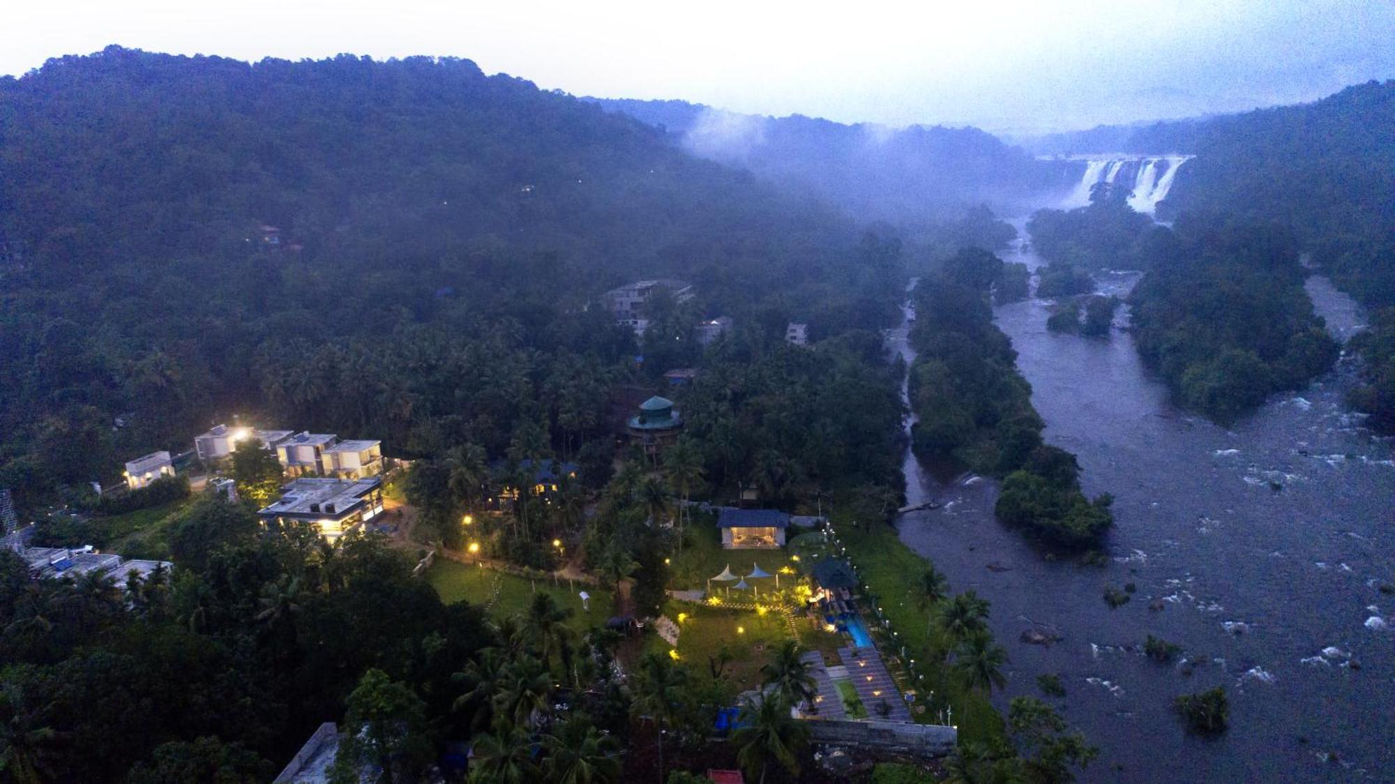 منتجعات كاسا ريو أثيرابيلي Athirappilly المظهر الخارجي الصورة